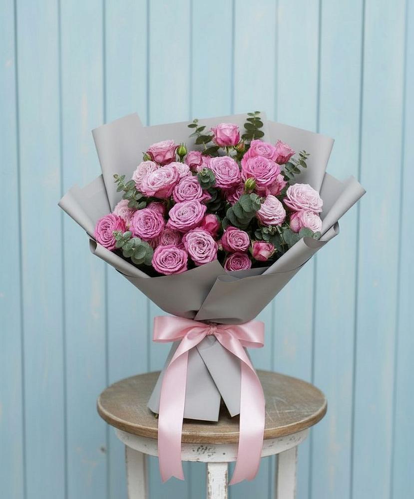 Букет цветов из: Розы в Углеуральском