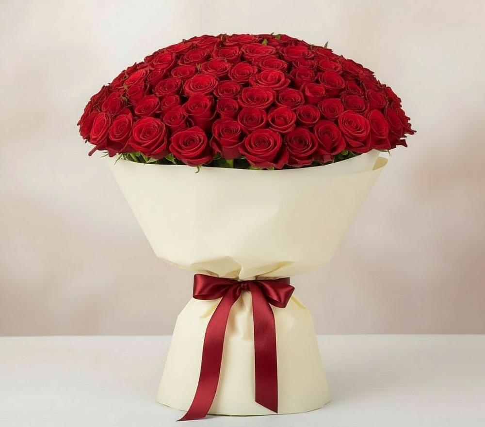 Букет 101 Красная роза Милано в Углеуральском