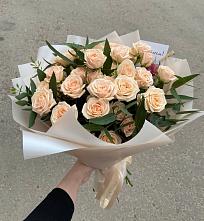 Букет Кремовые розы Латте в Углеуральском