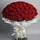 Букет 101 Красная роза Блэк Мэджик в Углеуральском