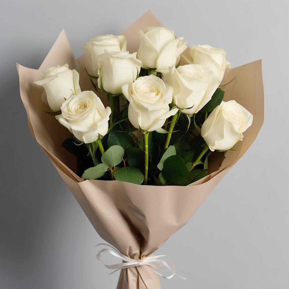 Букет 9 Белых роз Эдлесс Лав в Углеуральском