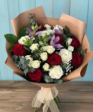 Букет цветов из:  Розы и Альстромерии #REPLACE_PRED# Углеуральском