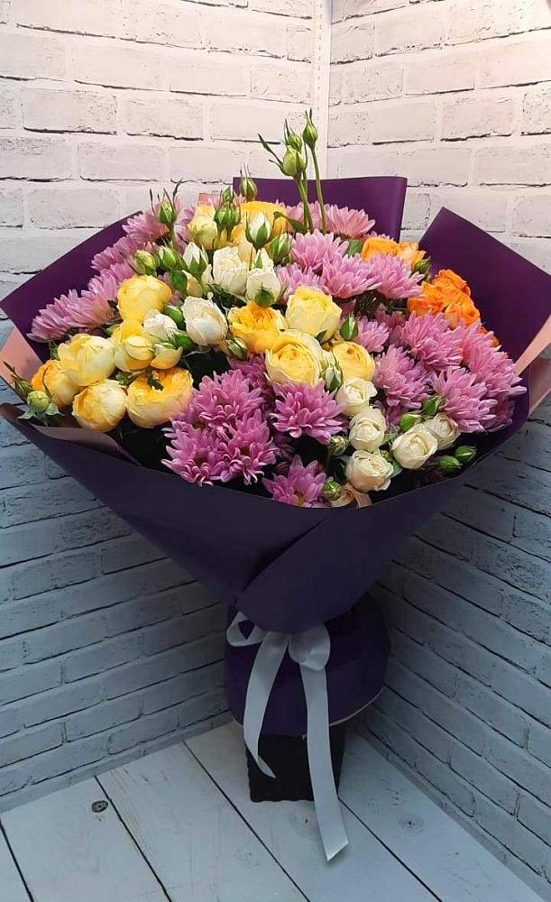 Букет цветов из: Хризантемы и Розы в Углеуральском