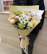 Букет цветов из:  Альстромерии, Розы и Хризантемы #REPLACE_PRED# Углеуральском