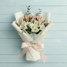 Букет цветов из:  Альстромерии в Углеуральском