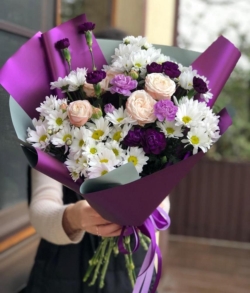 Букет цветов из: Хризантемы, Гвоздики и Розы в Углеуральском