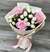 Букет цветов из:  Розы в Углеуральском