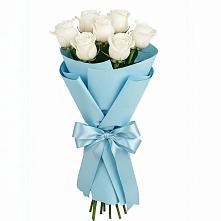 Букет 7 белых роз Проуд в Углеуральском