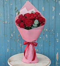 Букет цветов из:  Розы в Углеуральском