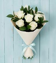 Букет цветов из:  Розы в Углеуральском