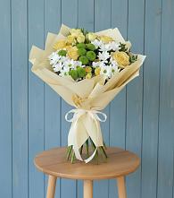 Букет цветов из:  Хризантемы и Розы в Углеуральском