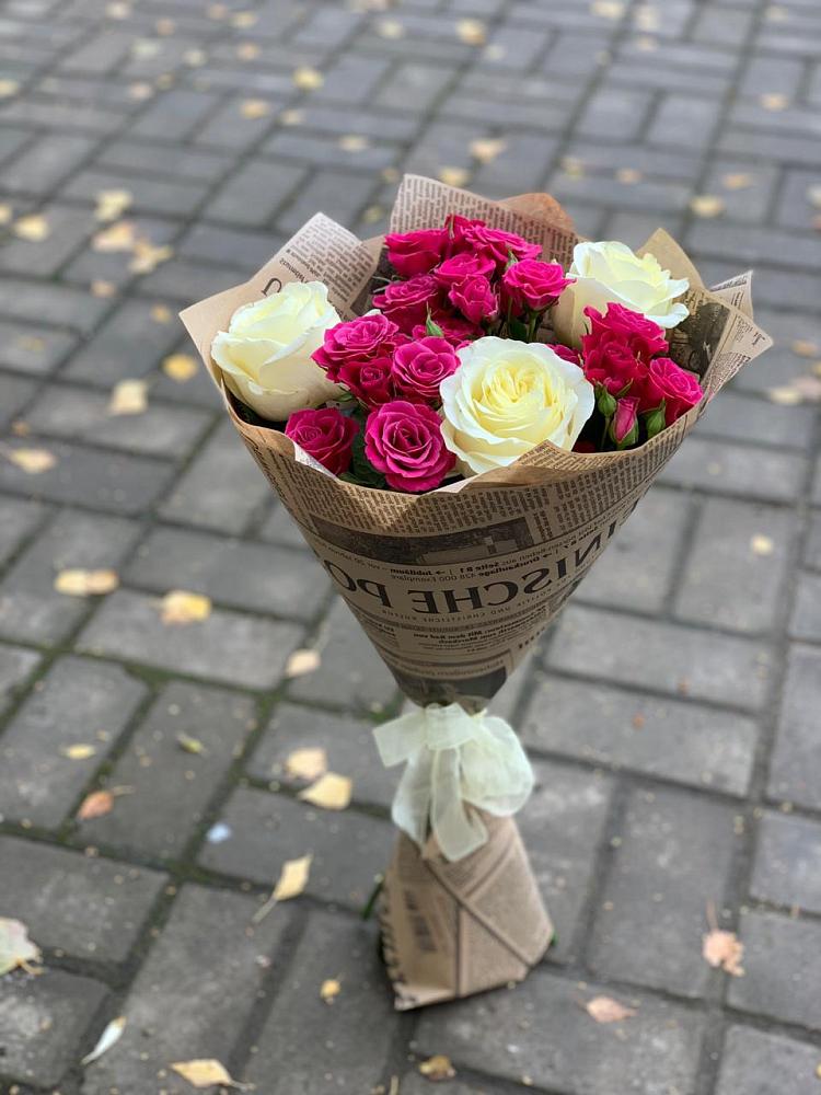 Букет цветов из: Розы в Углеуральском