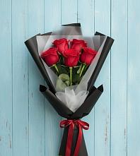 Букет цветов из:  Розы #REPLACE_PRED# Углеуральском