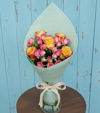 Букет цветов из:  Розы #REPLACE_PRED# Углеуральском